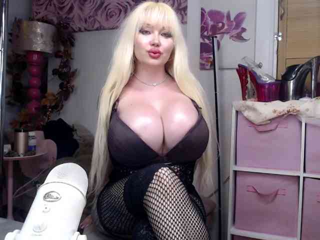 Modella: ElyinkPornsta