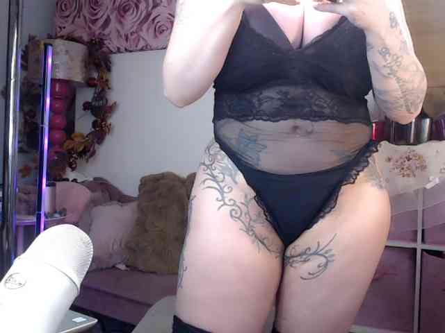 Modella: ElyinkPornsta
