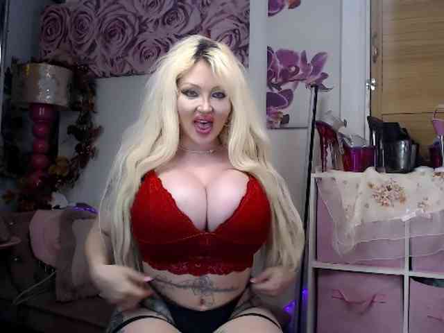 ElyinkPornsta webcam