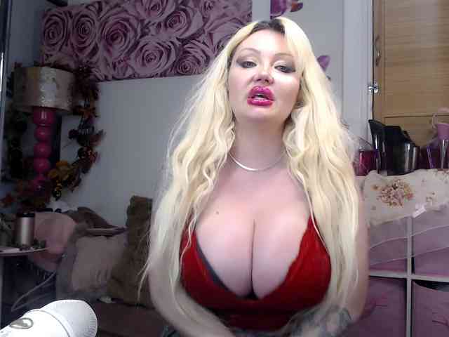 Modella: ElyinkPornsta