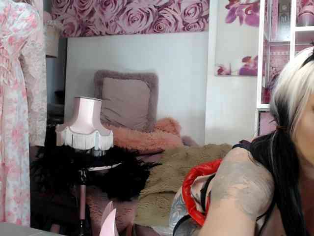 Modella: ElyinkPornsta