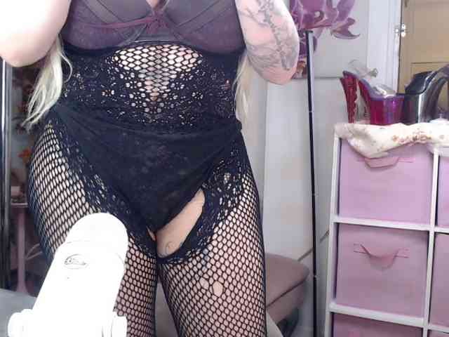 Modella: ElyinkPornsta