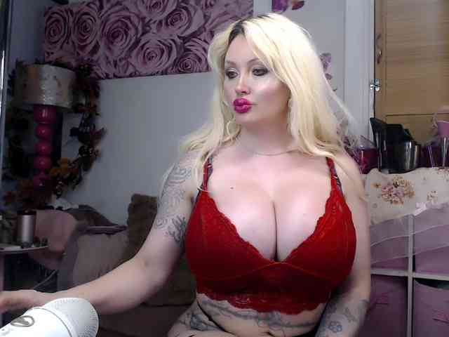 Modella: ElyinkPornsta