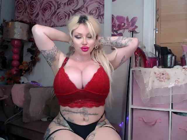 Modella: ElyinkPornsta