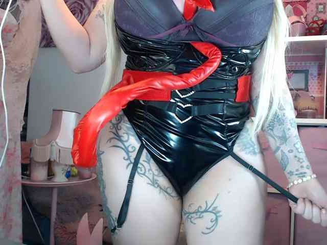 Modella: ElyinkPornsta