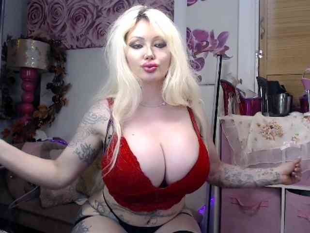 Modella: ElyinkPornsta