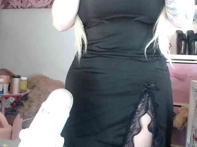 Modella: ElyinkPornsta