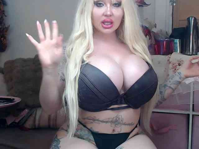 ElyinkPornsta webcam