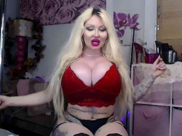 Modella: ElyinkPornsta