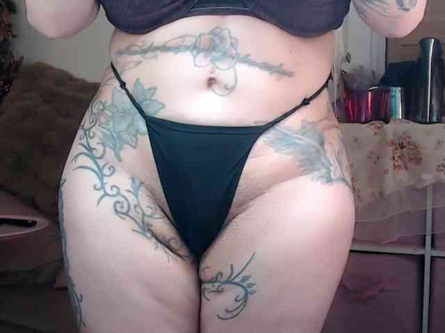 ElyinkPornsta webcam