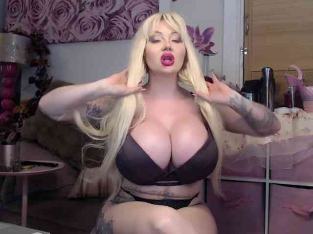 ElyinkPornsta webcam