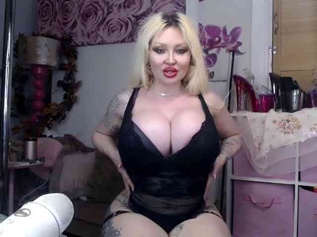 ElyinkPornsta webcam