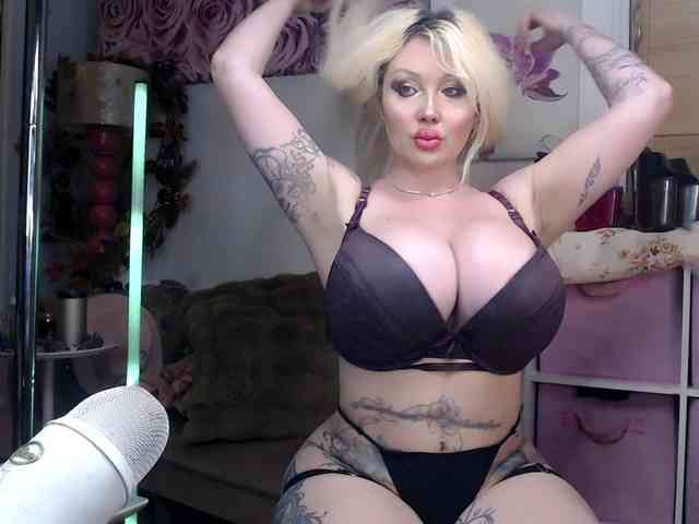 ElyinkPornsta webcam