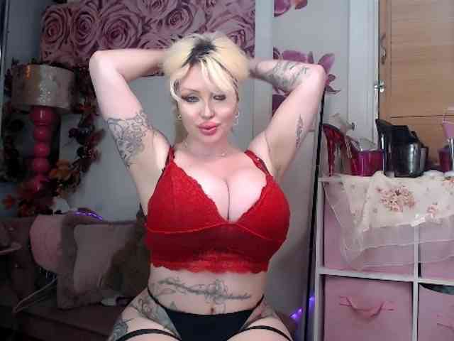 ElyinkPornsta webcam