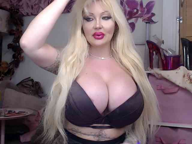 ElyinkPornsta webcam