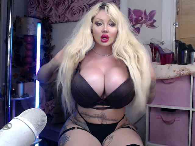 ElyinkPornsta webcam