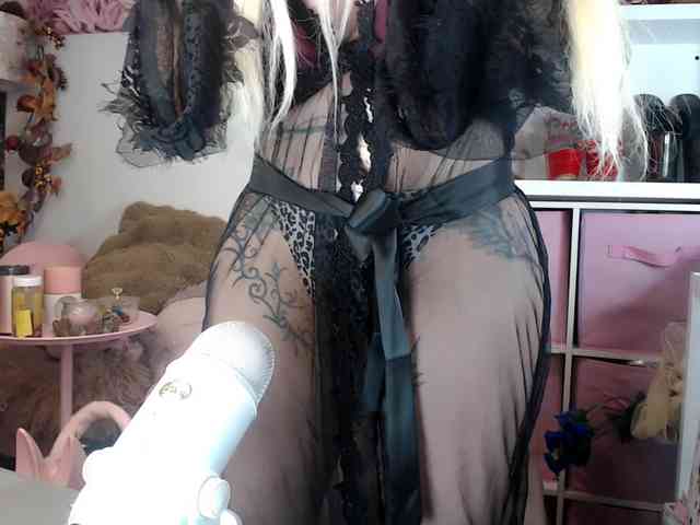 Modella: ElyinkPornsta