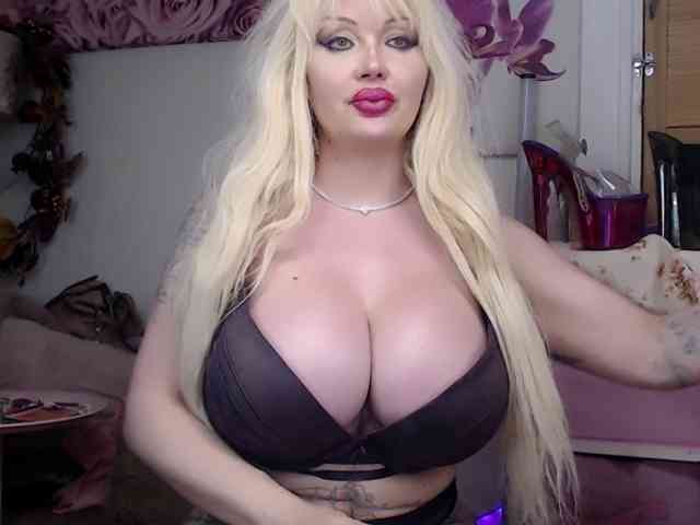 ElyinkPornsta webcam