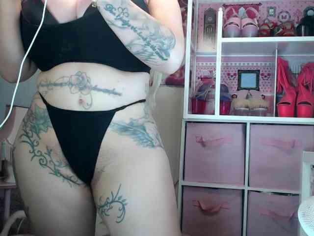 Modella: ElyinkPornsta