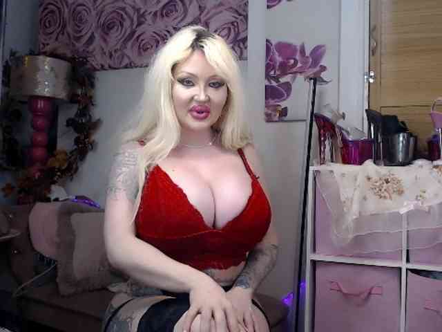 ElyinkPornsta webcam