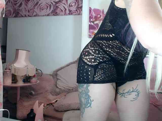 Modella: ElyinkPornsta