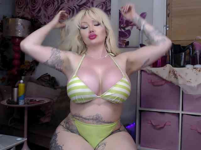 ElyinkPornsta webcam