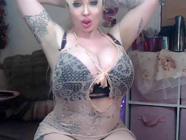 ElyinkPornsta webcam