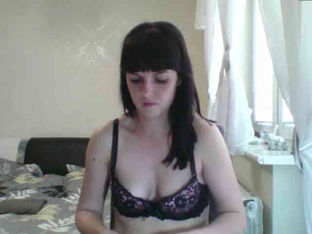 HotBrianna webcam