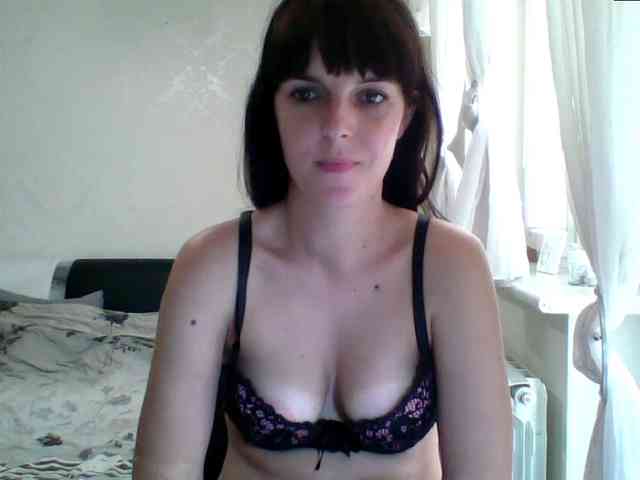 Model: HotBrianna