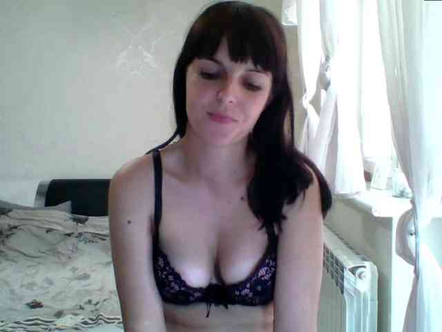 Model: HotBrianna