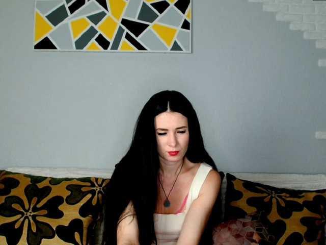 MilfLunna live cam on BongaCams