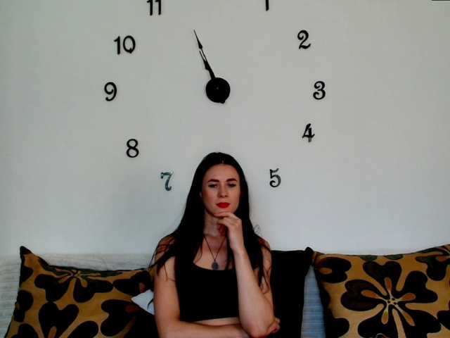 MilfLunna live cam on BongaCams