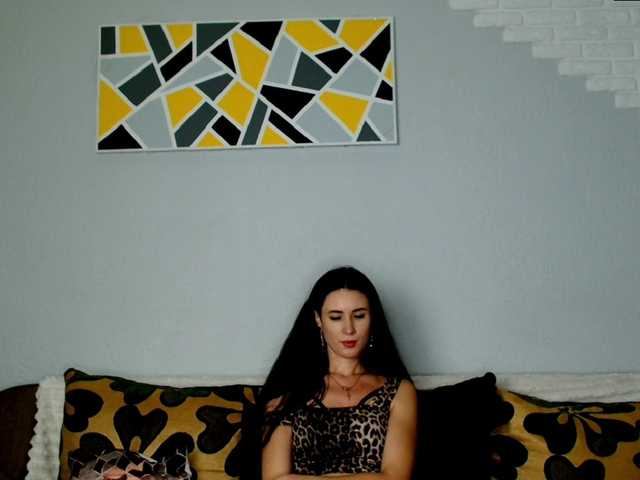 MilfLunna live cam on BongaCams