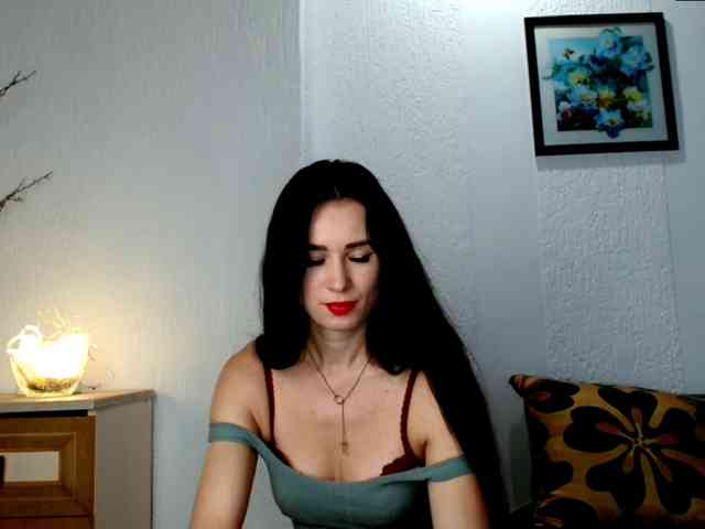 MilfLunna webcam