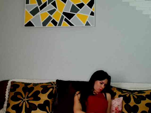 MilfLunna webcam