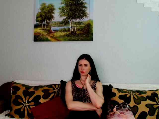 MilfLunna webcam