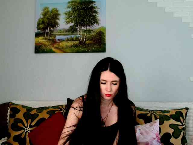 MilfLunna webcam