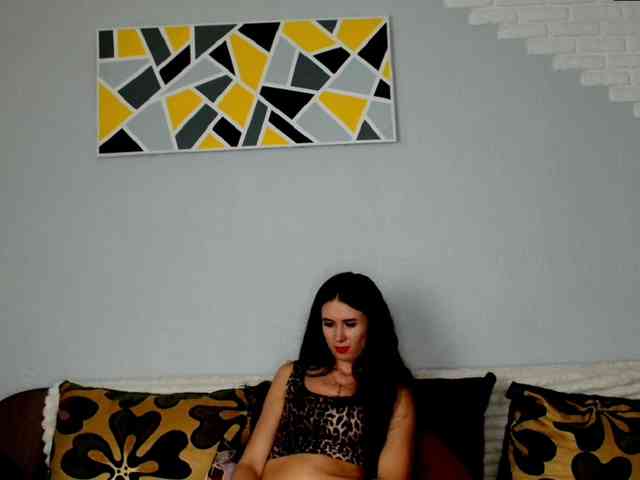 MilfLunna webcam