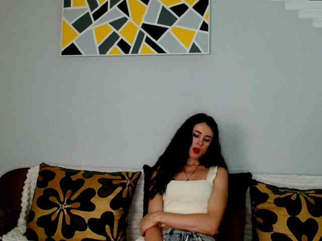 Model: MilfLunna