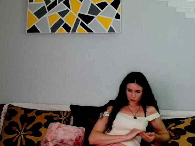 Model: MilfLunna