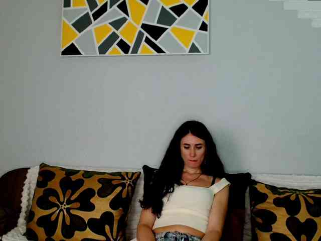MilfLunna webcam