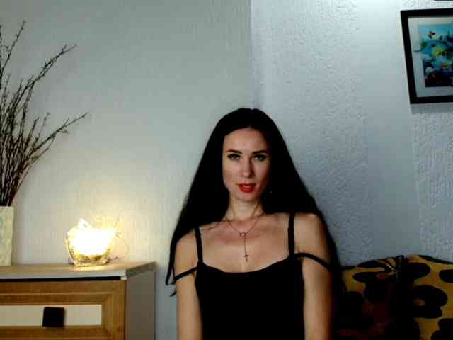Model: MilfLunna