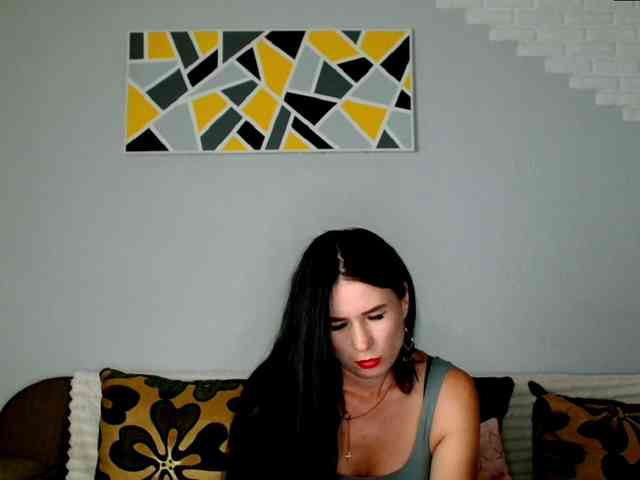 MilfLunna webcam