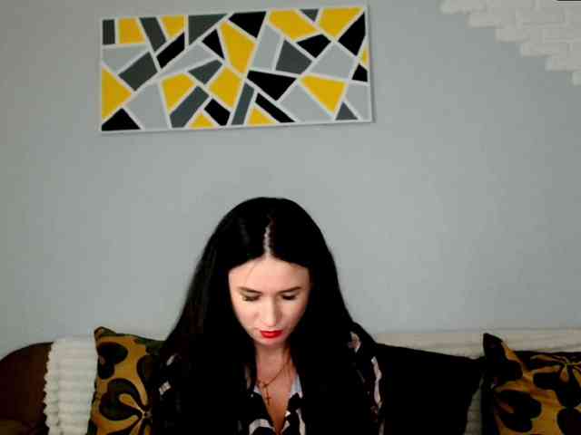 MilfLunna webcam