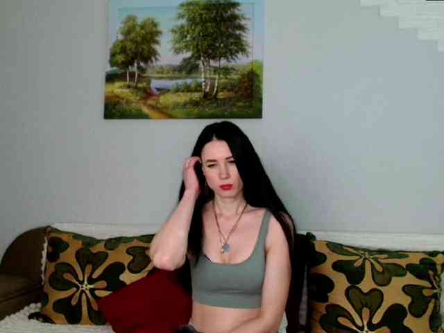 MilfLunna webcam