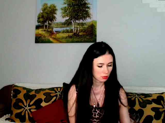 MilfLunna webcam