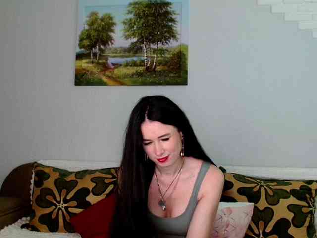 MilfLunna webcam