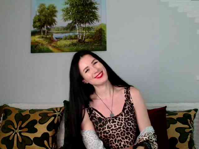MilfLunna webcam