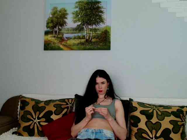 MilfLunna webcam