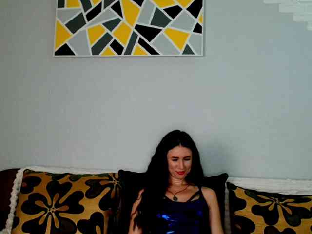 MilfLunna webcam